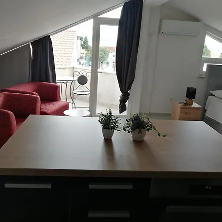 Apartment Milka *